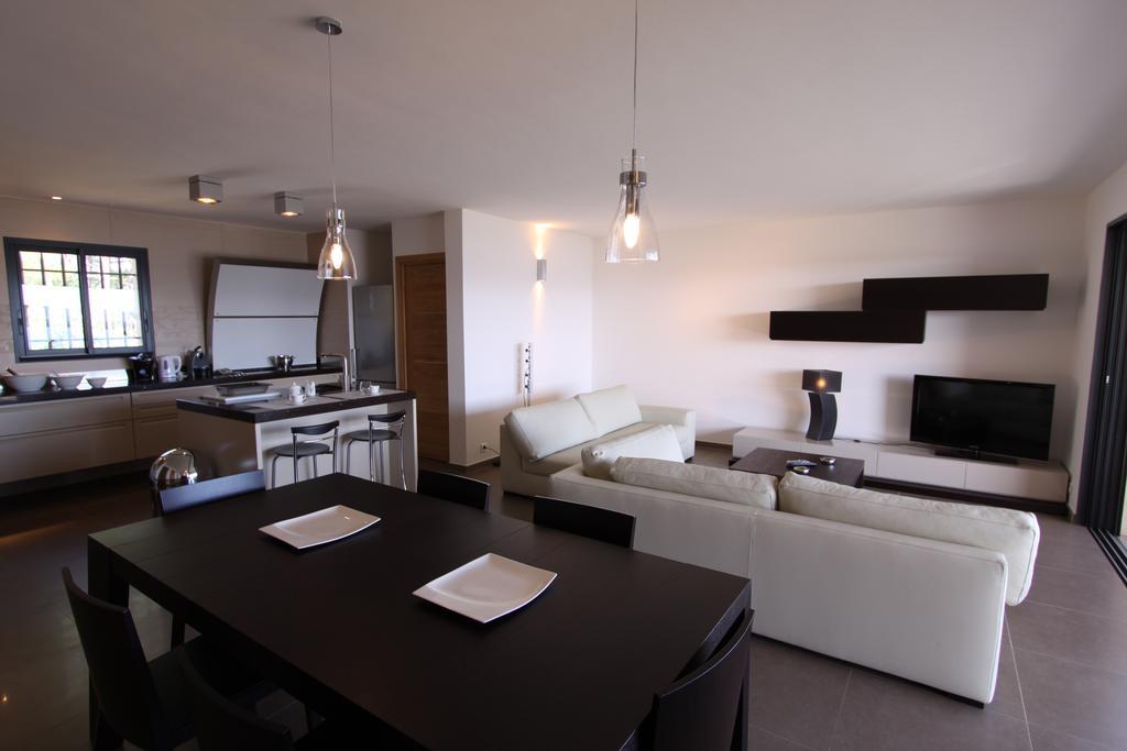 Residence Affasciata Порто-Векио Стая снимка